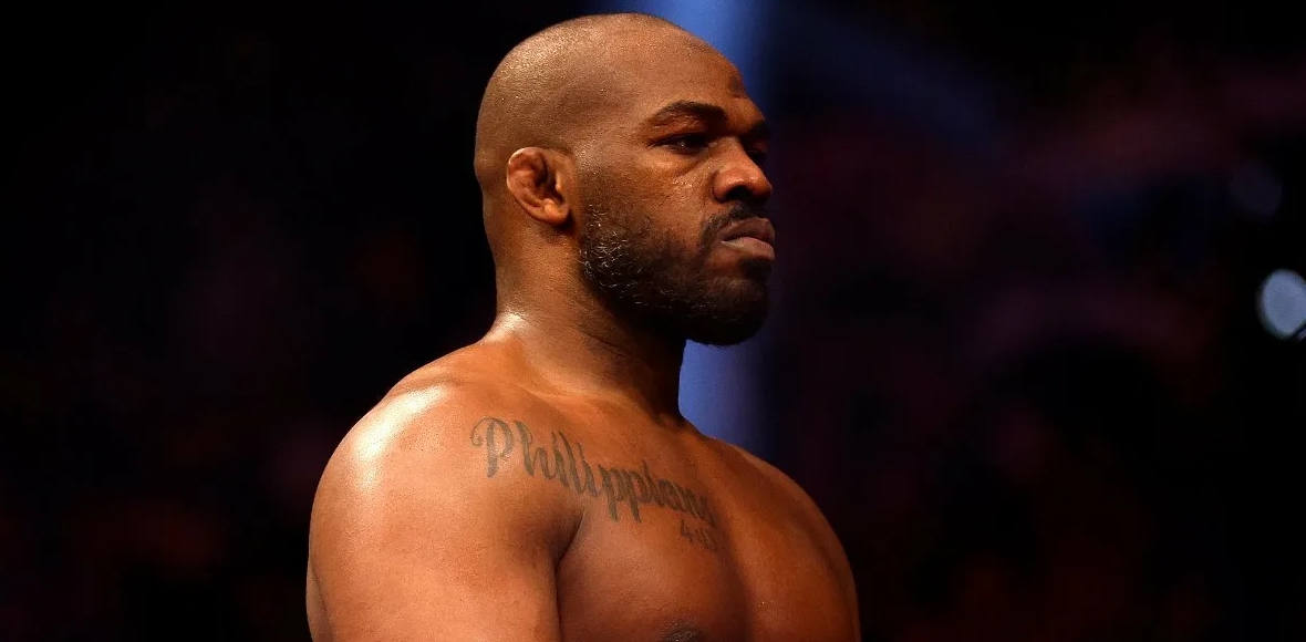Con Cons Perthdə UFC Fight Night 260-da məğlub olduqdan sonra Dominick Reyesi troll etdi.