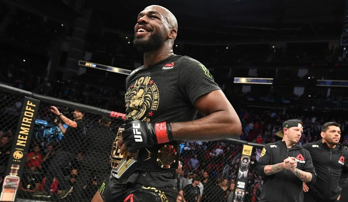 Con Cons və Dana Uayt UFC əfsanəsi niyə Ağ Evdə döyüşə buraxılmadı