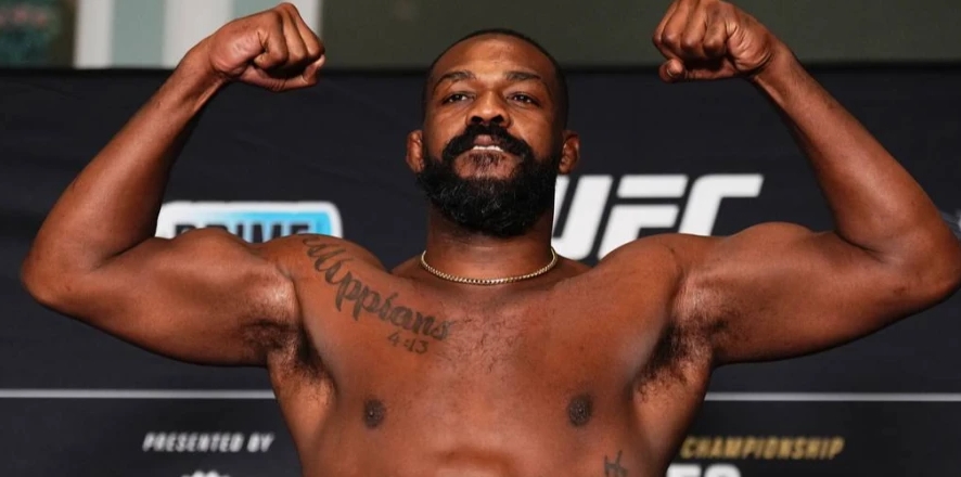 John Jones, Chimaev 'in UFC 319' dakı qələbəsini qiymətləndirdi