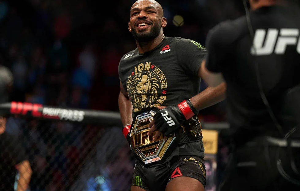 John Jones və Dana Uaytın rədd edilməsi UFC skandalı